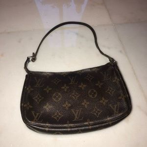 Louis Vuitton Monogram Purse